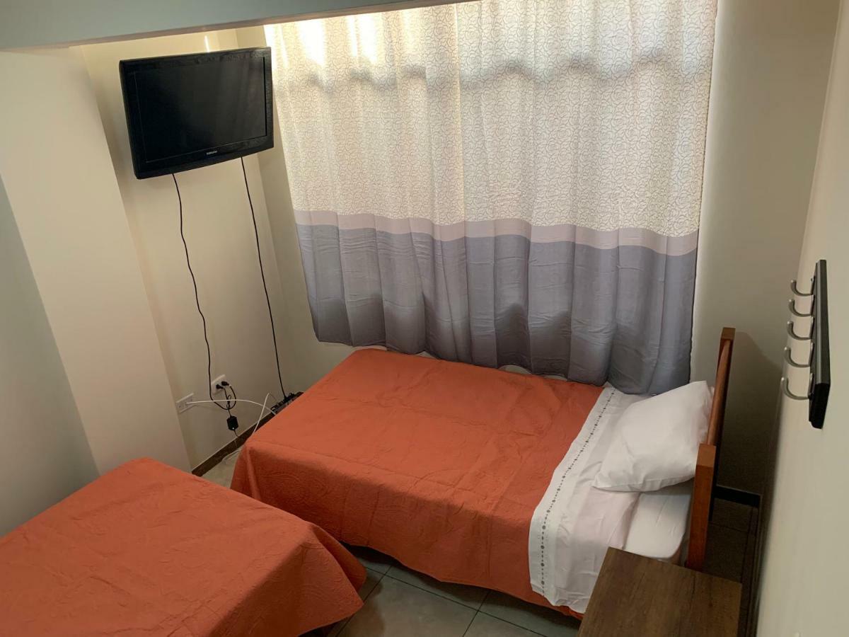 Chaglla Airport Bed & Breakfast Callao ภายนอก รูปภาพ